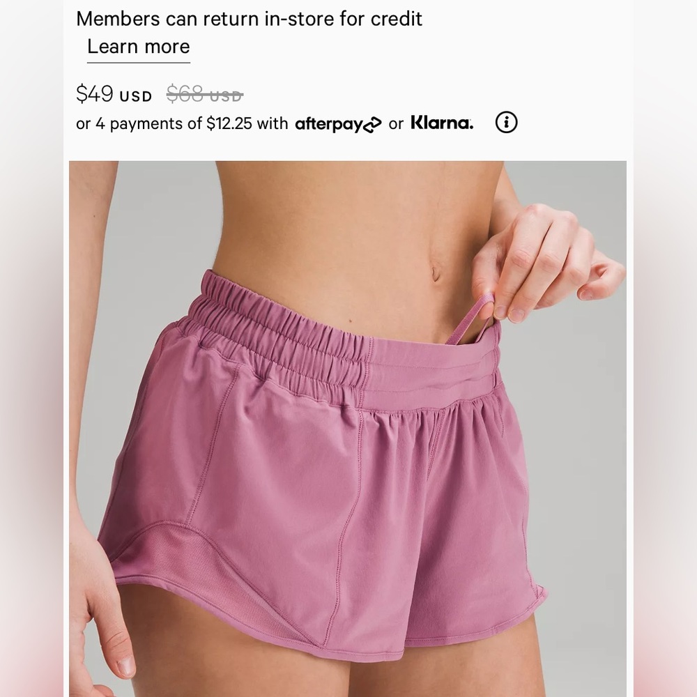 Lululemon Hotty Hot Low-rise lined shirt 2.5”. Size 4